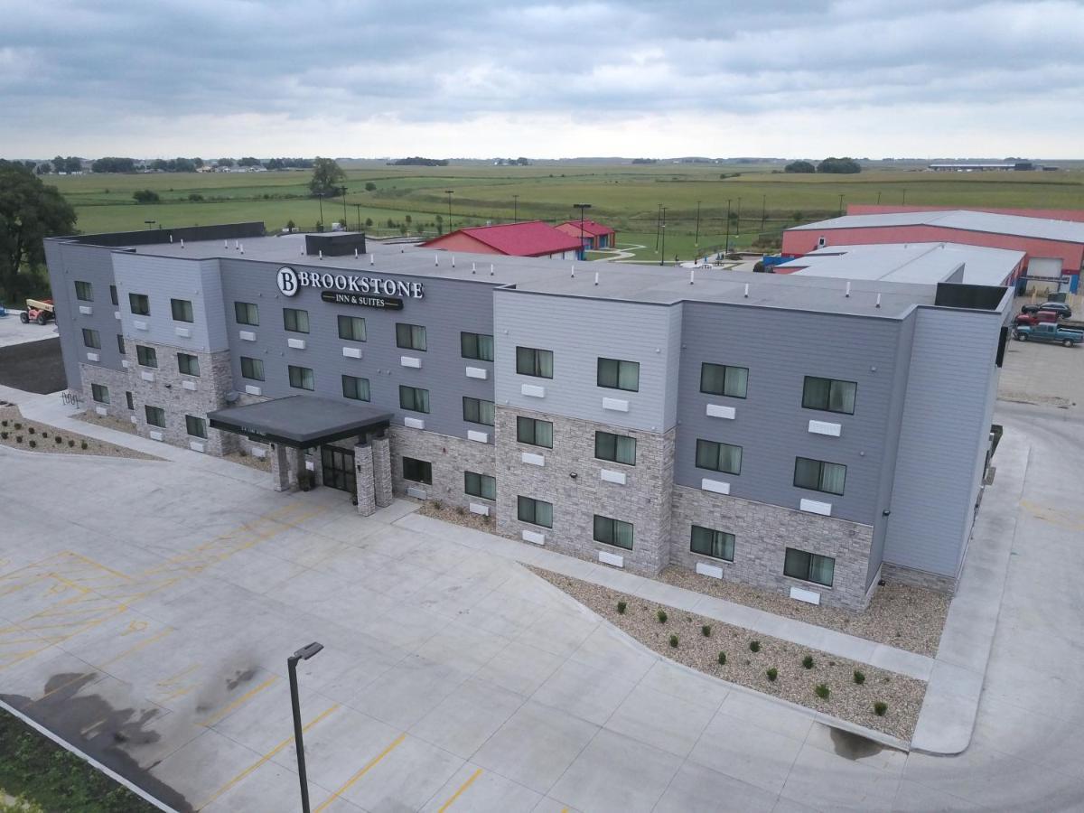 Brookstone Inn & Suites Fort Dodge Eksteriør billede